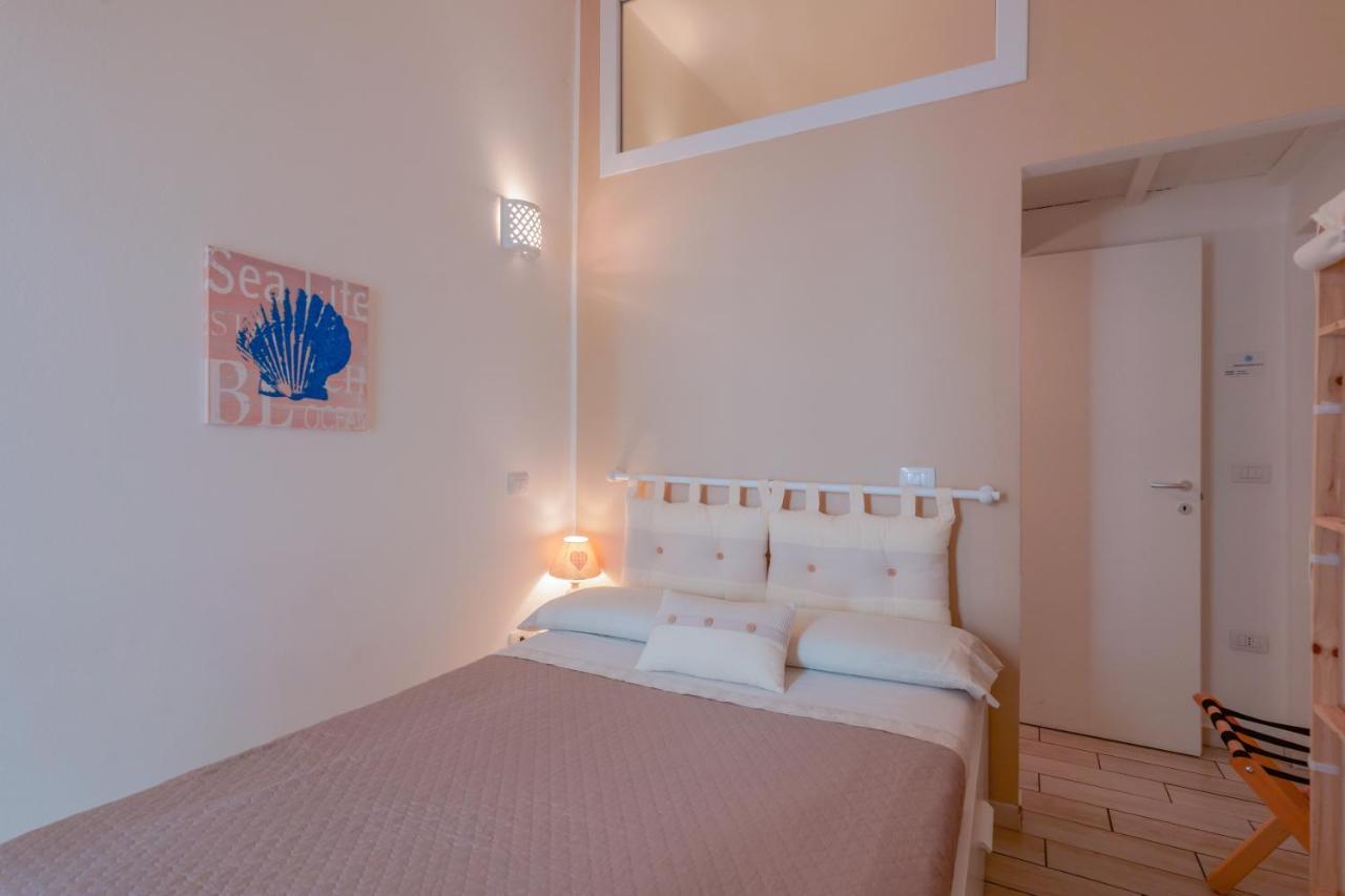 Approdo Rooms - Eja Sardinia Cagliari Exteriör bild